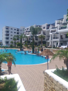 Bel appartement tamuda golf